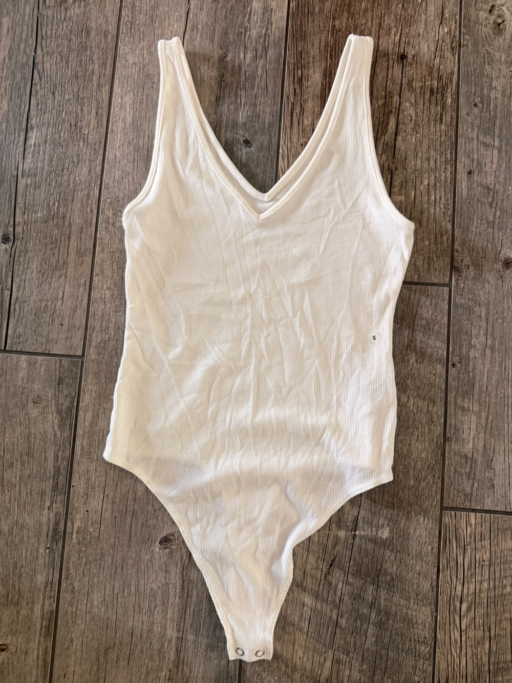 American Eagle ribbed bodysuit in cream, size small NEW!